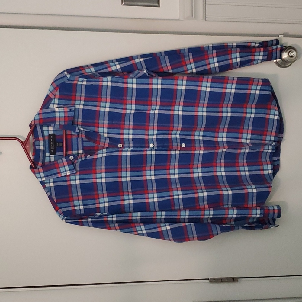 Aeropostale medium button down shirt